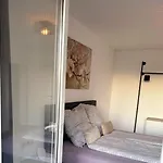 B & A Mit Balkon Und Parkplatz In Metternich Apartamento