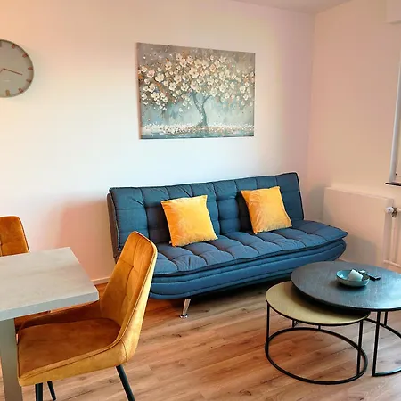 B & A Mit Balkon Und Parkplatz In Metternich Koblenz (Rhineland-Palatinate)