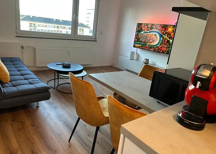 B & A Mit Balkon Und Parkplatz In Metternich *