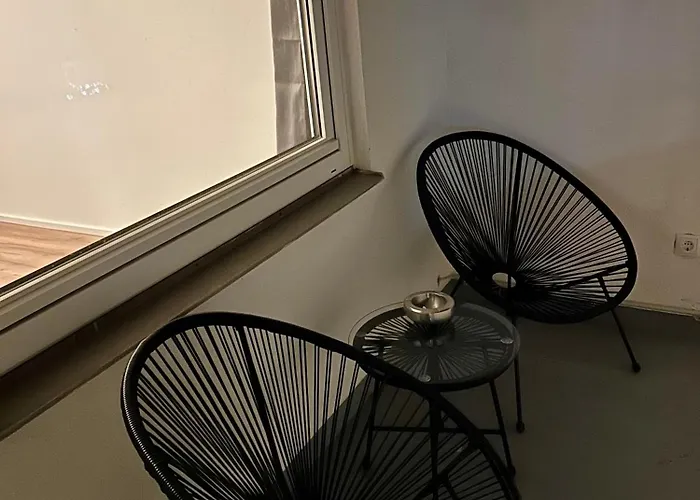 B & A Mit Balkon Und Parkplatz In Metternich Apartment *